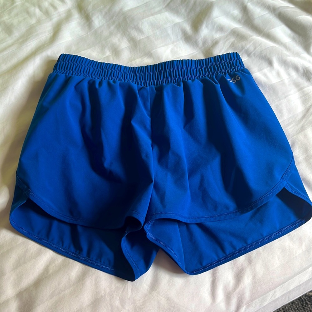 DSG Large girls shorts, blue, activewear. Very good condition.